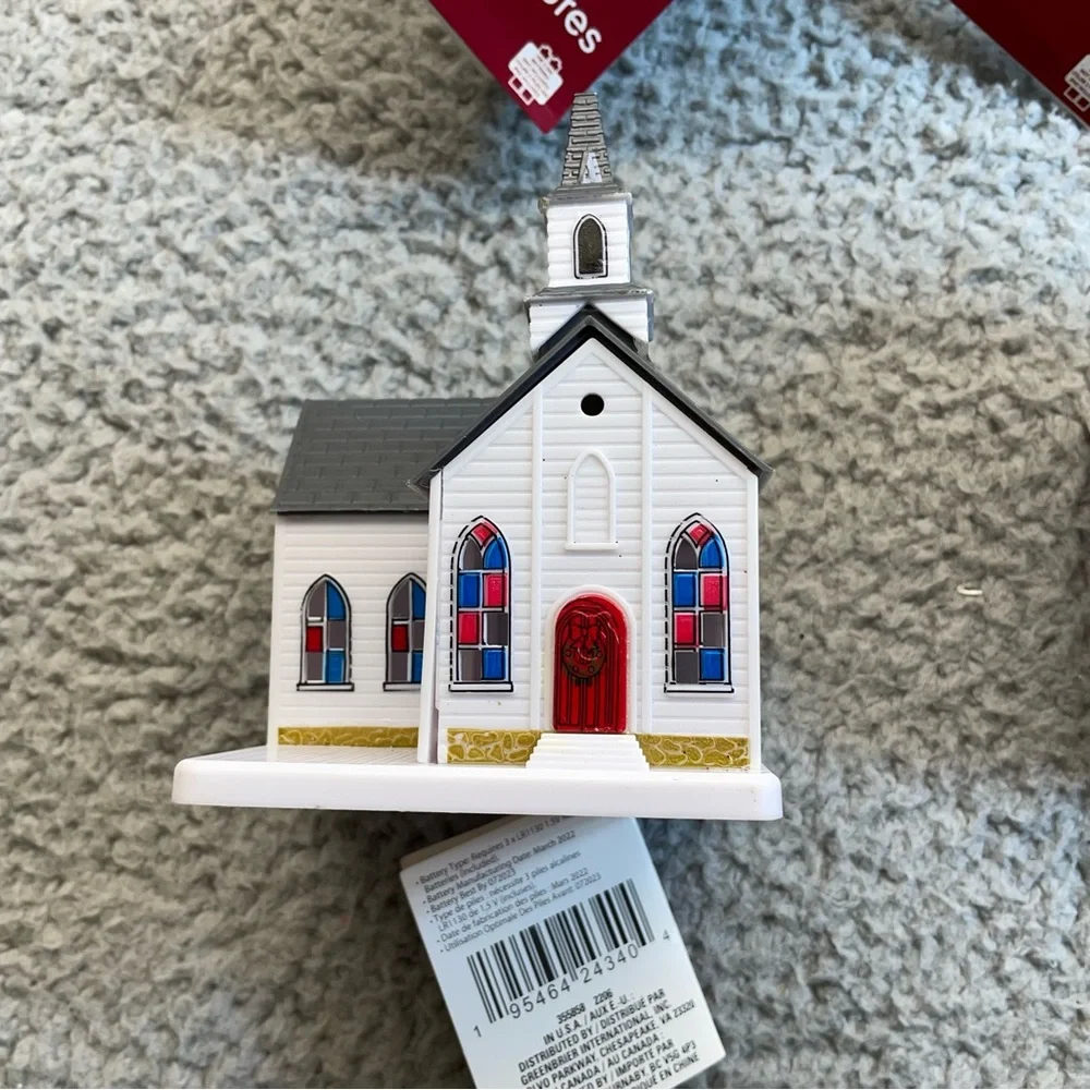 Christmas Cobblestone Corners‎ Set of 5 winter village miniatures Buildings NWT